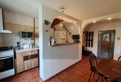 Apartament cu 2 camere decomandat în Rahova