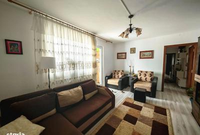 Apartament cu 3 camere semidecomandat în Valea Rosie