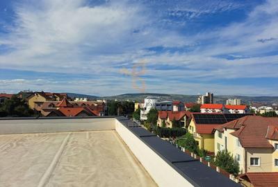 Penthouse cu 4 camere semidecomandat în Europa - 18