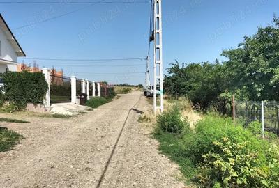 Teren de 1800 mp, în Central - 3
