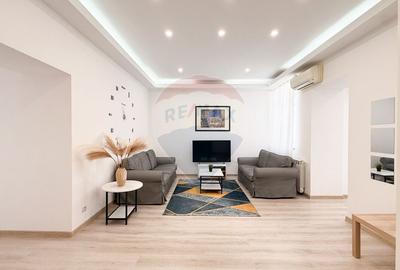 Apartament cu 3 camere decomandat, mobilat în Calea Victoriei