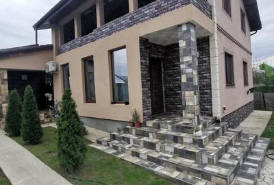 Casă cu 6 camere cu Teren 629 Mp în Central