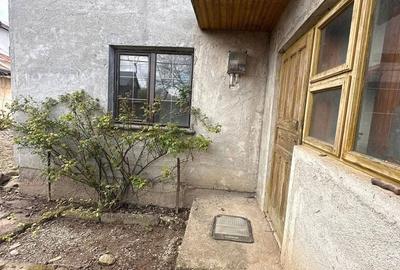 Casă cu 5 camere cu Teren 1000 Mp în Central - 4