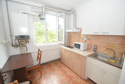 Apartament cu 2 camere decomandat în Complex Studențesc - 9