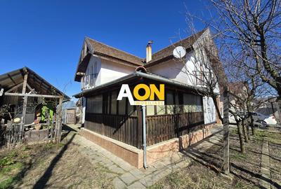 Casă individuală cu 3 camere cu Canalizare în Micești