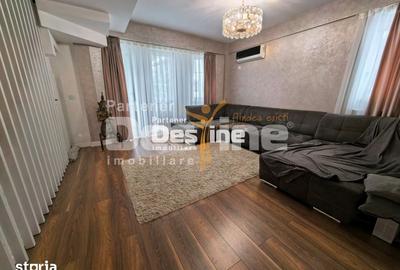 Casă cu 7 camere cu Teren 180 Mp în Central
