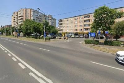 Apartament cu 3 camere decomandat în Careiului - 1