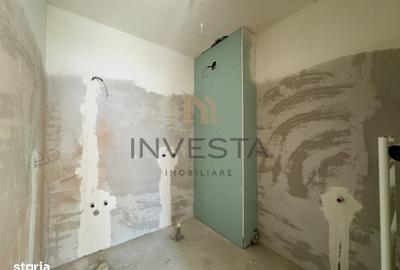 Apartament cu 3 camere semidecomandat în Nord