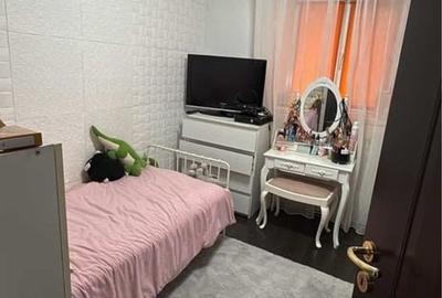 Apartament cu 3 camere decomandat în Exterior Vest - 1