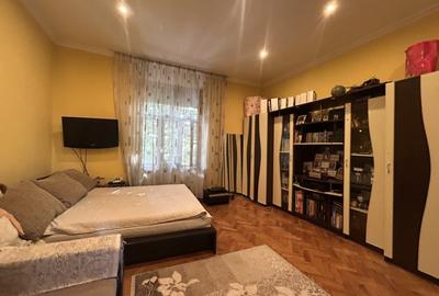 Apartament cu 3 camere semidecomandat, mobilat în Bălcescu - 3