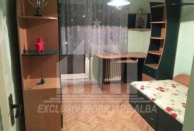 Apartament cu 4 camere, mobilat în Cetate - 3