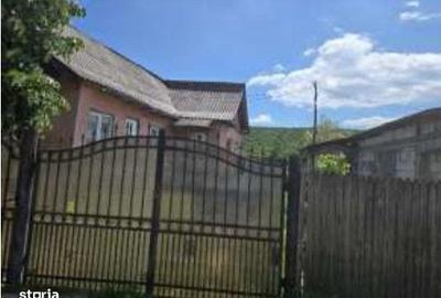 Casă cu 3 camere în Făgetu - 9