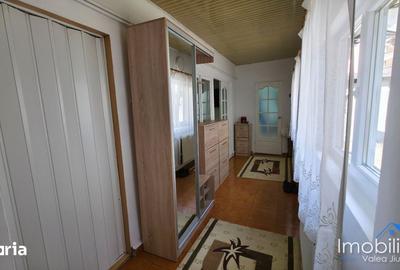Casă cu 4 camere cu Teren 268 Mp în Central - 2