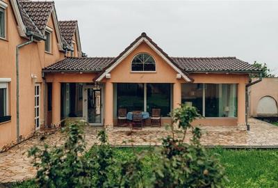 Casă cu 6 camere cu Teren 1397 Mp în Băile 1 Mai