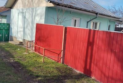 Casă cu 4 camere în Roșiești - 6