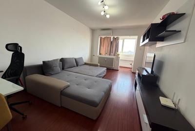 Apartament cu 3 camere decomandat în Dristor
