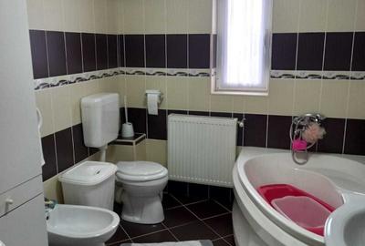 Casă cu 4 camere în Central - 15