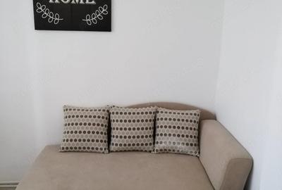 Apartament cu 3 camere decomandat în Exterior Vest
