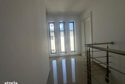 Casă cu 3 camere cu Teren 250 Mp în Central - 9