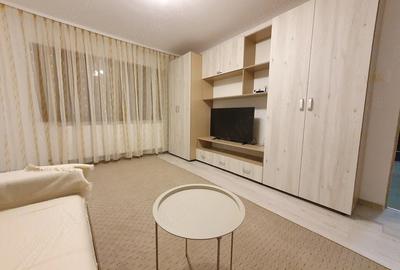 Apartament cu 2 camere nedecomandat în Central