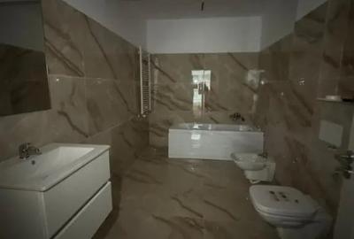 Apartament cu 3 camere decomandat în Rădăuți - 2