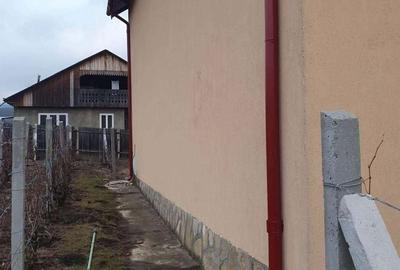 Casă cu 4 camere în Pârcovaci - 7