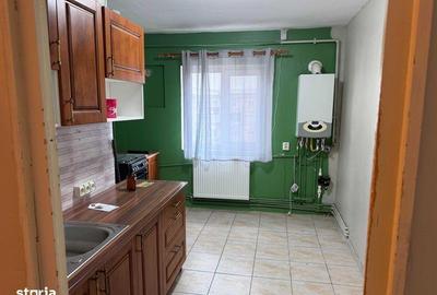 Apartament cu 3 camere în Central - 1