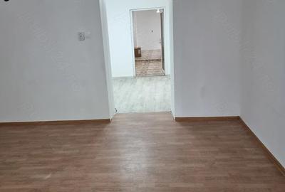 Casă cu Teren 650 Mp în Grabaț - 6