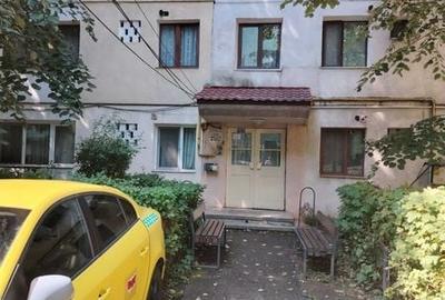 Apartament cu 2 camere nedecomandat în Central