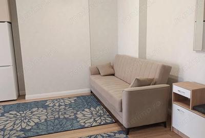 Apartament cu 2 camere decomandat în Apărătorii Patriei