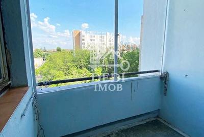 Apartament cu 3 camere decomandat în Nufărul - 1