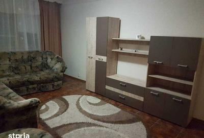 Apartament cu 2 camere decomandat în Galata