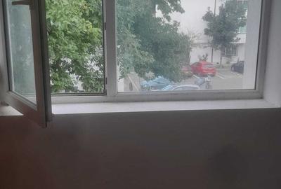 Apartament cu 3 camere decomandat în Central - 1