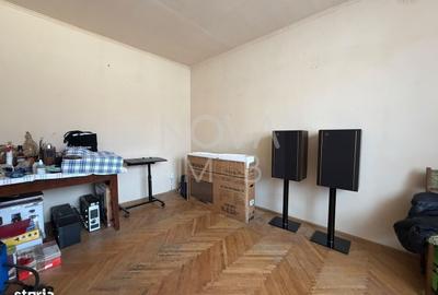 Casă cu 4 camere în Lazaret