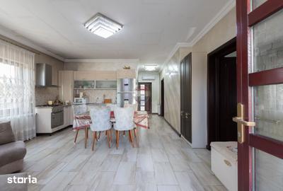 Casă cu 3 camere cu Teren 327 Mp în Mioriței