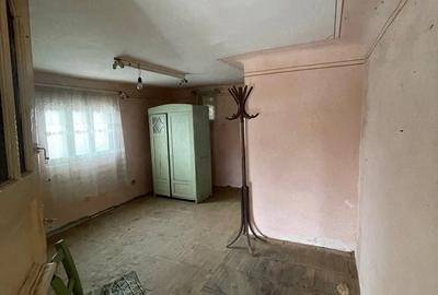 Casă cu 2 camere cu Teren 436 Mp în Plopu - 6