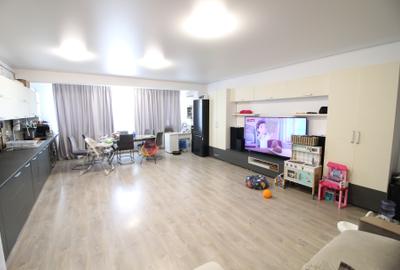 Apartament cu 3 camere în
