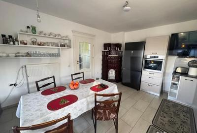 Casă cu 3 camere cu Teren 600 Mp în Central - 12