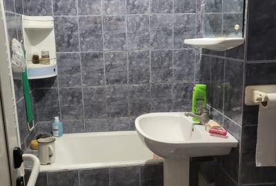 Apartament cu 3 camere decomandat în Sud - 5
