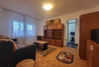 Apartament cu 2 camere semidecomandat în Narcisa