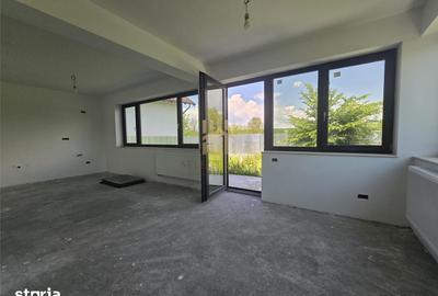 Casă cu 5 camere cu Teren 800 Mp în Plopu - 17
