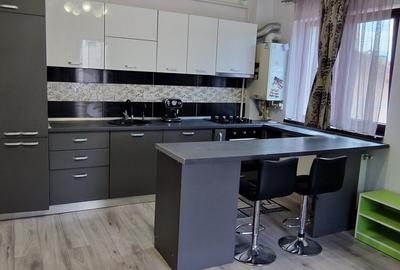 Apartament cu 2 camere semidecomandat în Palat - 3