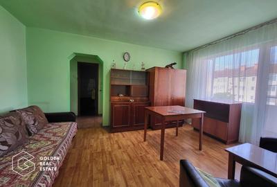 Apartament cu 3 camere semidecomandat în Central - 2