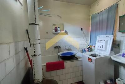Casă individuală cu 3 camere cu Teren 2215 Mp în Ghioroc - 6