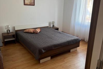 Casă cu 7 camere cu Canalizare în Central - 6