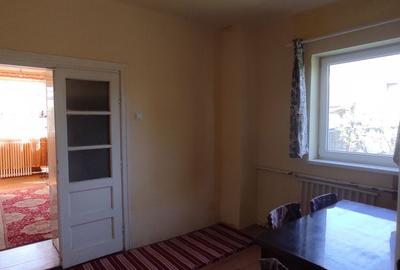 Casă cu 3 camere cu Teren 250 Mp în Centura - 1
