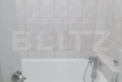 Garsonieră în Vest
