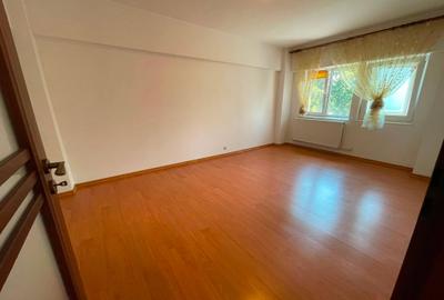 Apartament cu 2 camere în Tomis II