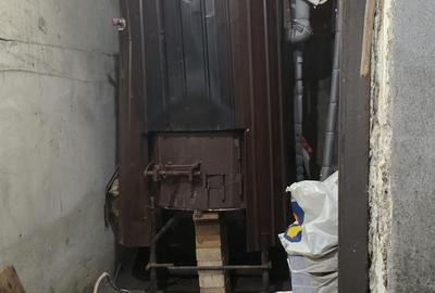 Casă individuală cu 8 camere cu Canalizare în Ciolpani - 48