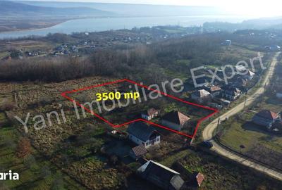 Casă cu 2 camere cu Teren 3500 Mp în Merișani - 10